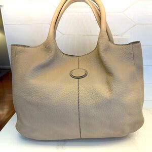 Tod’s Media Tote
